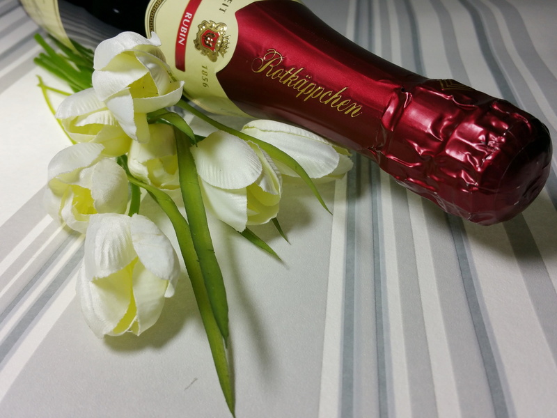 heart, beauty in nature, red, white color, champagne, still life, high angle view, plant part, container, flowers, flower, close-up, bottle, freshness