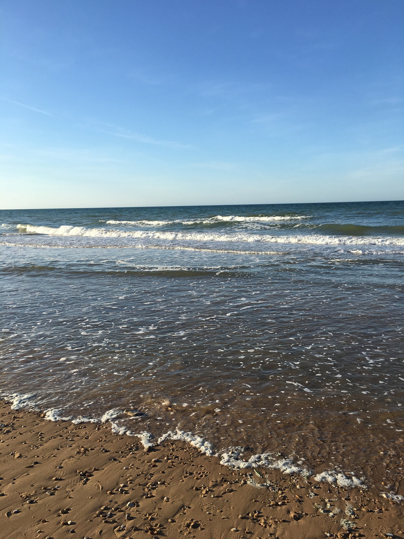 sky, horizon over water, outdoors, motion, water, tranquil scene, beach, day, beauty in nature, no People, horizon, scenics - nature, land, sand, wave
