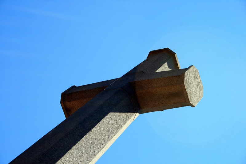 sign, commemoration, no people, low angle view, sky, clear sky, day, soldiers, blue background, military, cross, memorial cross, copy space, memorial, broken