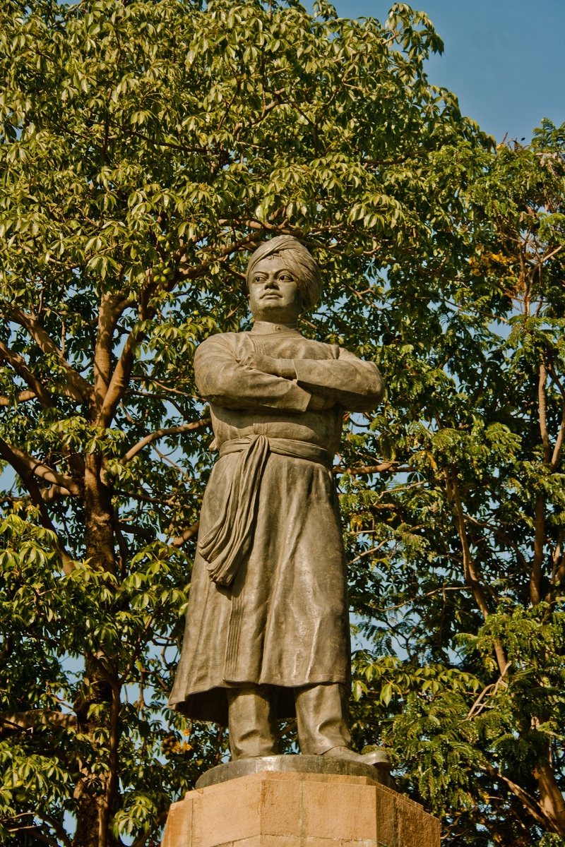 growth, tree, statue, belief, 1080P, religion, nature, day, female likeness, human representation, spirituality, art and craft, no people, turban, indian