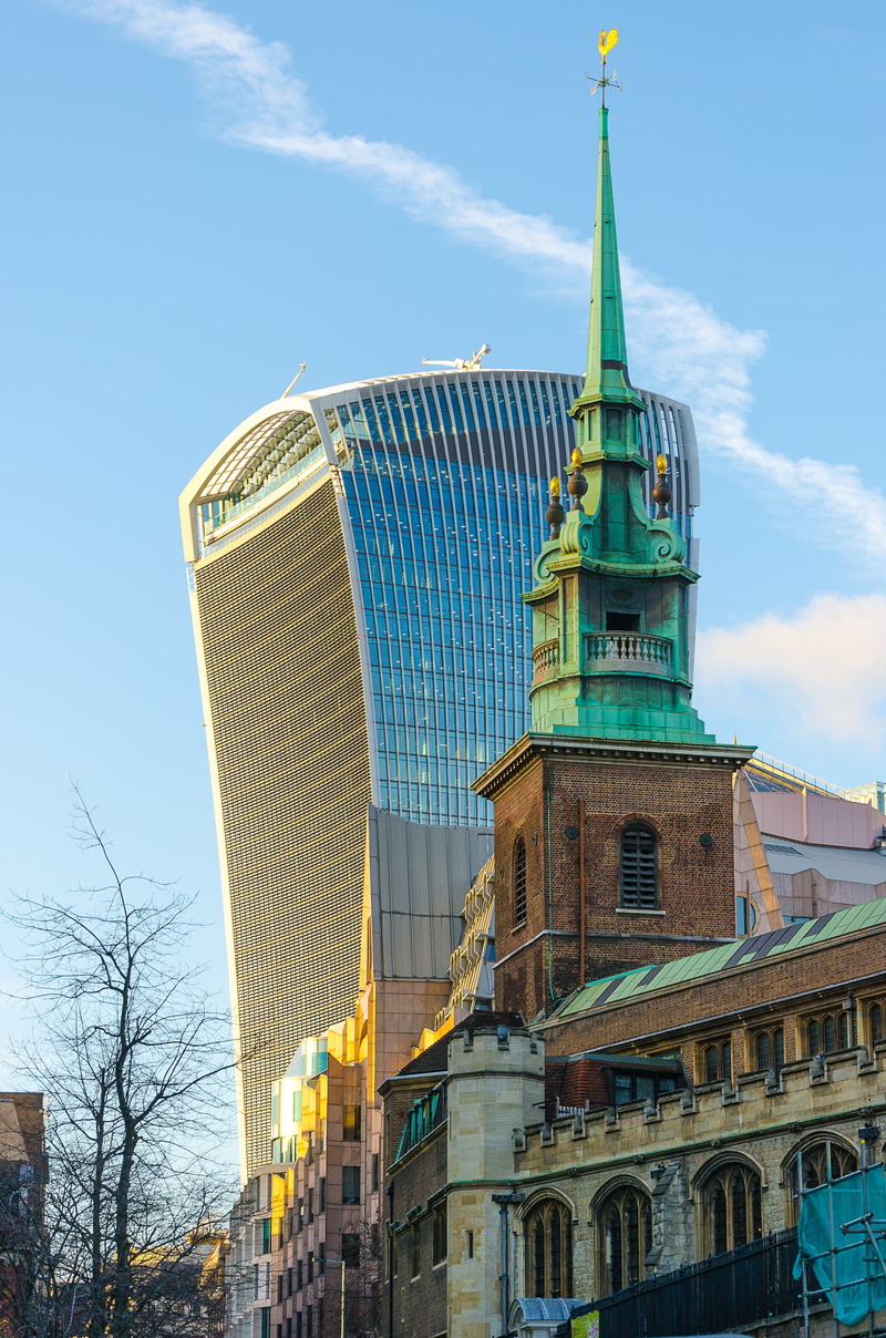 office building exterior, front window, steeple, modern, walki-talkie, nature, london, travel, high, skyscrapers, residence, cloud - sky, skyline, outdoors
