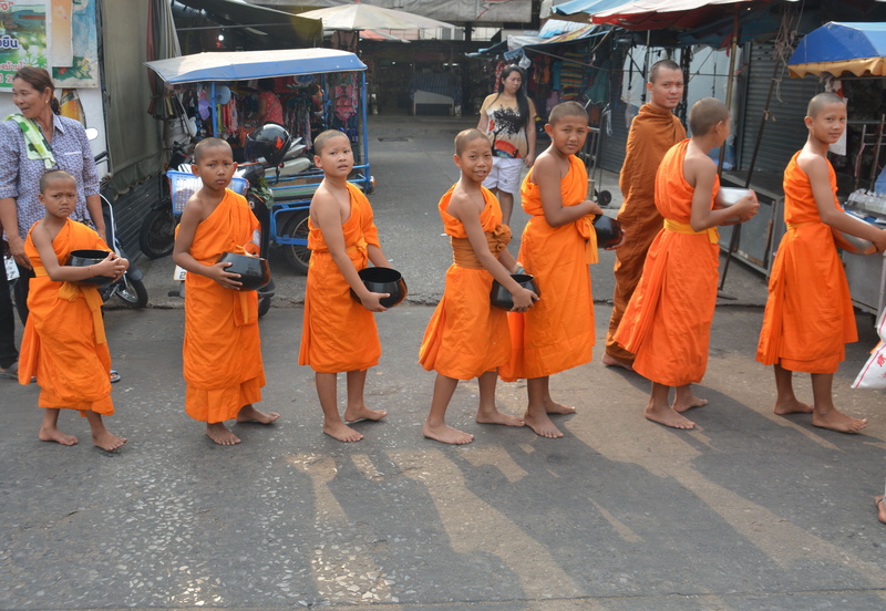 monks, 5K, men, thailand, walking, city, transportation, young, orange color, crowd, little, religion, women, cultural, traditional, large group of people