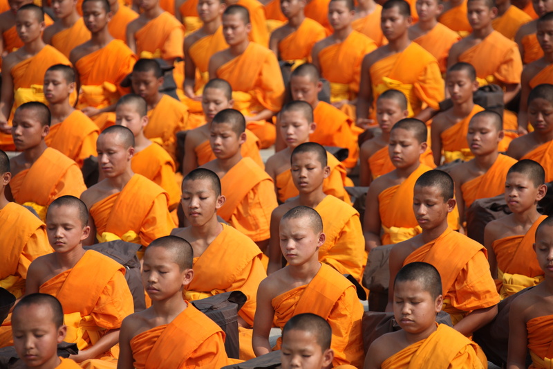 dom, praying, wat, men, real people, meditation, million, males, novices, leisure activity, and, adult, large group of people, spectator, group of people