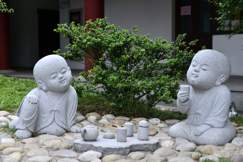 asia, belief, human representation, sculpture, statue, 5K, architecture, two, cuteness, solid, nature, art and craft, monk, tea, male likeness, novice