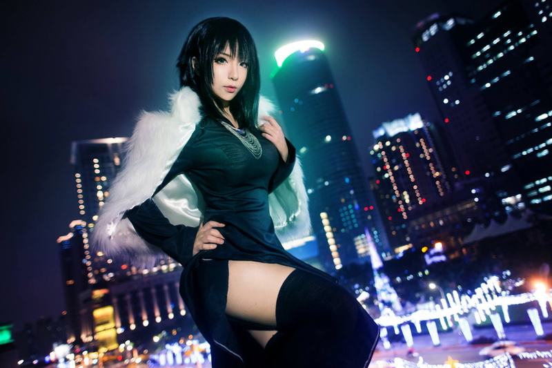 office building exterior, beautiful woman, young adult, hair, One Punch-Man, young women, city, looking at camera, 1080P, standing, hairstyle, beautiful people