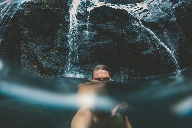 diver, man, beauty in nature, lake, lagoon, outdoors, flowing water, mature men, men, motion, one person, face, lifestyles, adventure, person, swimming