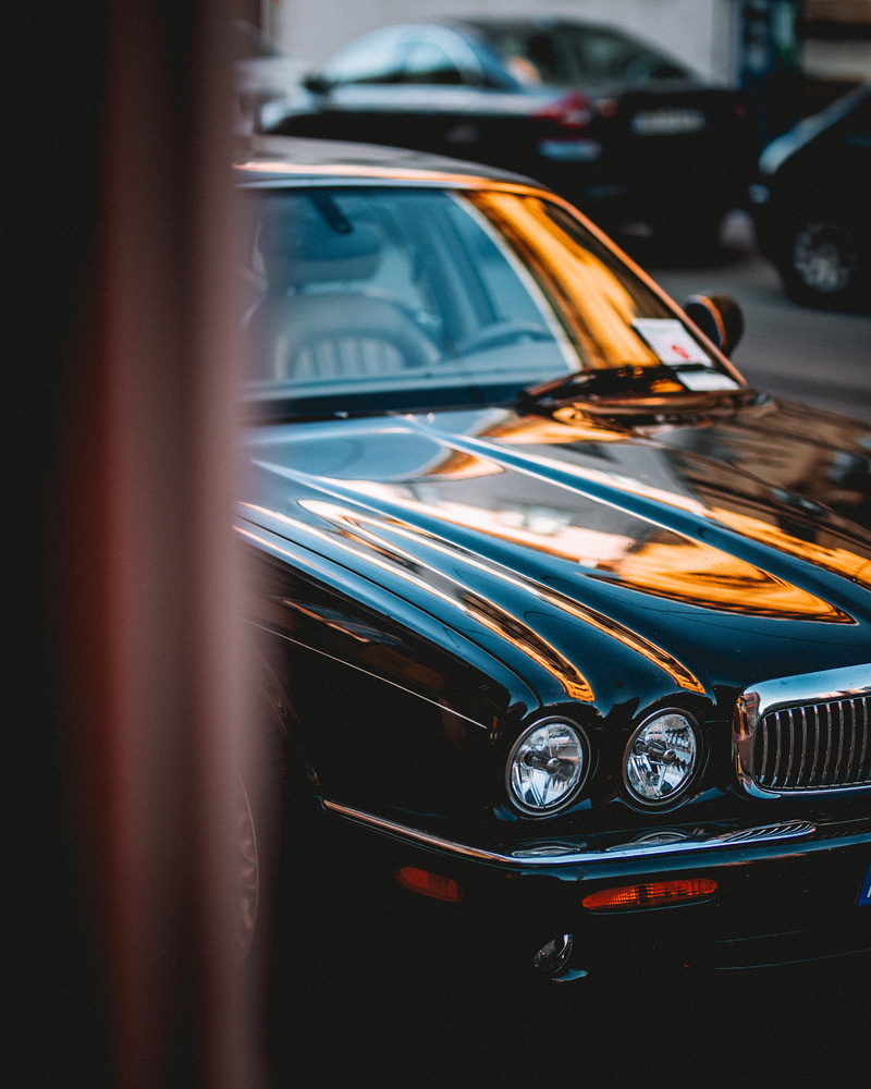 headlight, blur, vehicle, photo, land vehicle, street, vintage car, reflection, outdoors, streets, type, 4K, parked, bokeh, near, city, luxury, automobile