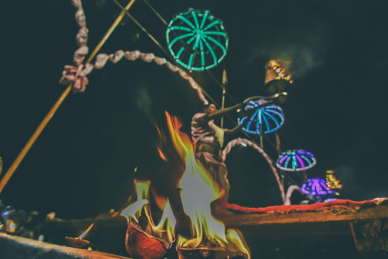motion, 5K, belief, spirituality, group of people, human representation, varanasi, india, creativity, art and craft, nature, religion, illuminated, indoors