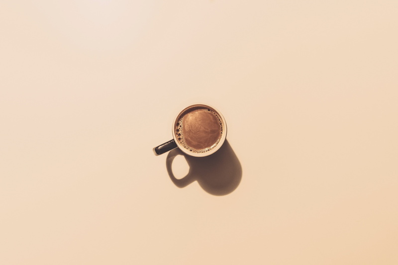 drink, copy space, indoors, 4K, table, crockery, no people, coffee - drink, coffee cup, cup, directly above, studio shot, high angle view, still life