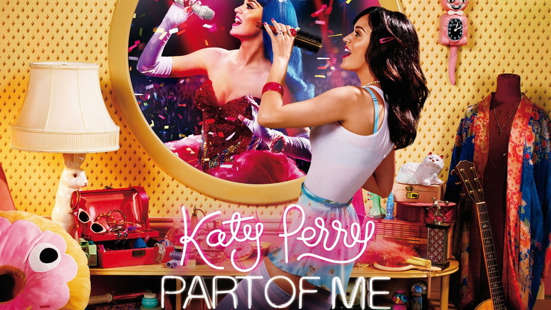 adult, singing, casual clothing, women, toy, hairstyle, communication, container, three quarter length, western script, lifestyles, Katy Perry, standing