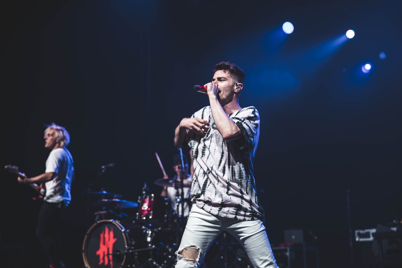 artist, live, venue, musical instrument, rock musician, playing, stage - performance space, concert, microphone, guitarist, music, electric guitar, skill