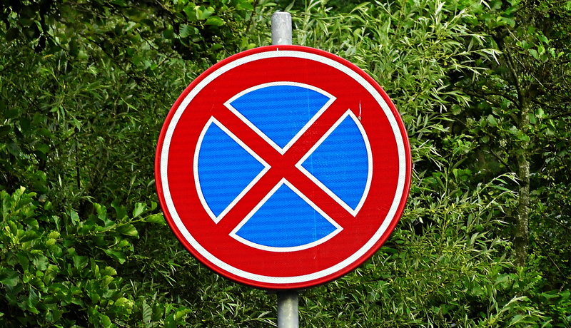 no parking sign, outdoors, road sign, shape, circle, Prohibition, day, no people, symbol, 4K, land, geometric shape, green, Traffic Sign, prohibit, green color