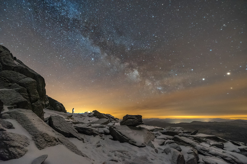photo, Giants, mountain, 1080P, nature, star - Space, boulders, milky Way, Standing, Wales  summit, stars, landscape, hour, golden hour, alps, astronomy