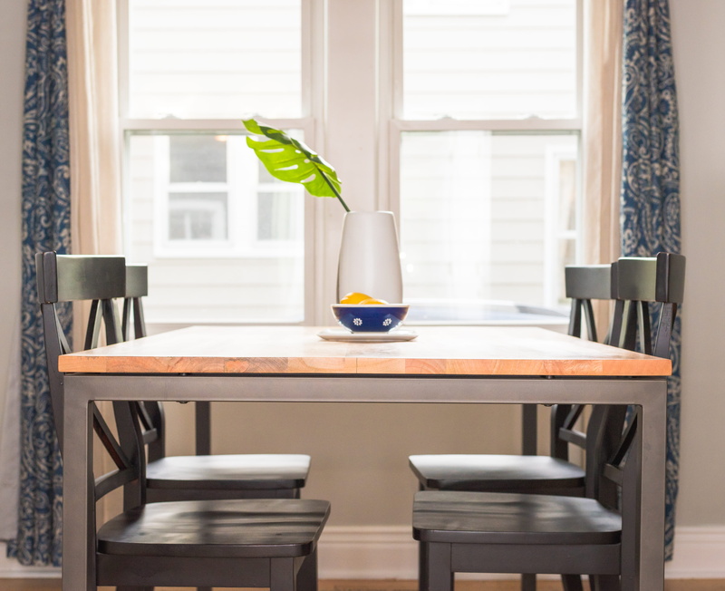 chair, transparent, room, chairs, dining table, furniture, absence, container, home decor, empty, setting, tabletop, 4K, seat, table, house photos, indoors