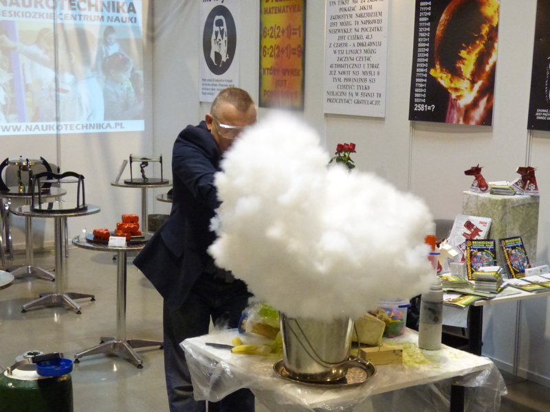 indoors, restaurant, business person, retail, experience, person, finance, the eruption, lifestyles, men, adult, standing, liquid nitrogen, business, preview