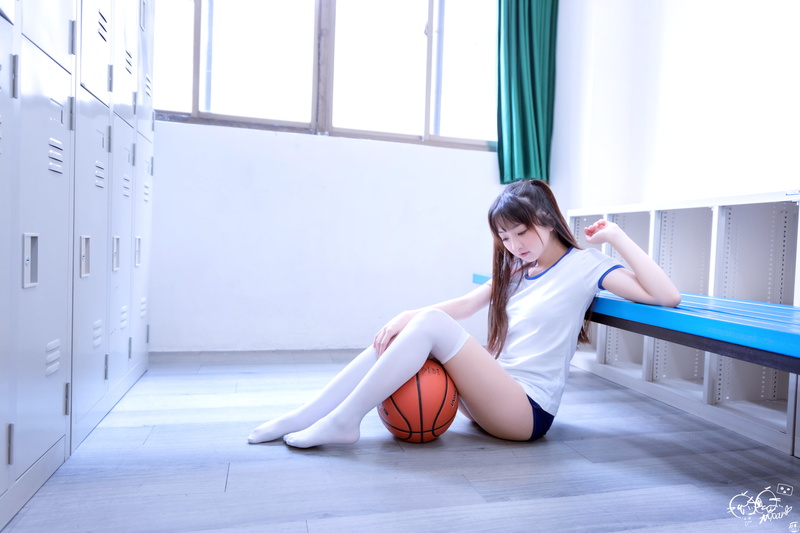 locker room, women, 4K, school, school uniform, long hair, basketball, lockers, bench, Asian, model, brunette