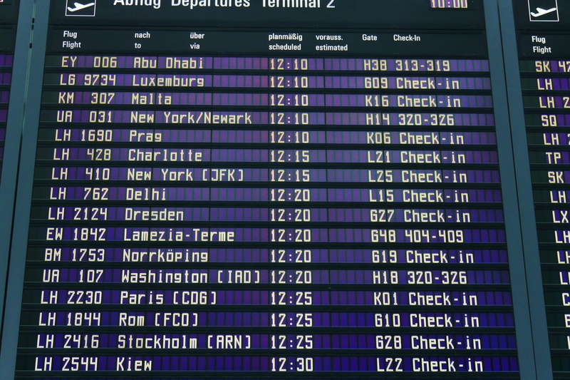digital signage, leaving, device screen, information sign, departures, travel, screen, communication, indoors, western script, erding, electrical equipment