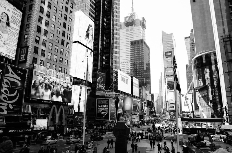 architecture, built structure, advertisement, modern, road, united states, city, travel destinations, incidental people, financial district, building, day