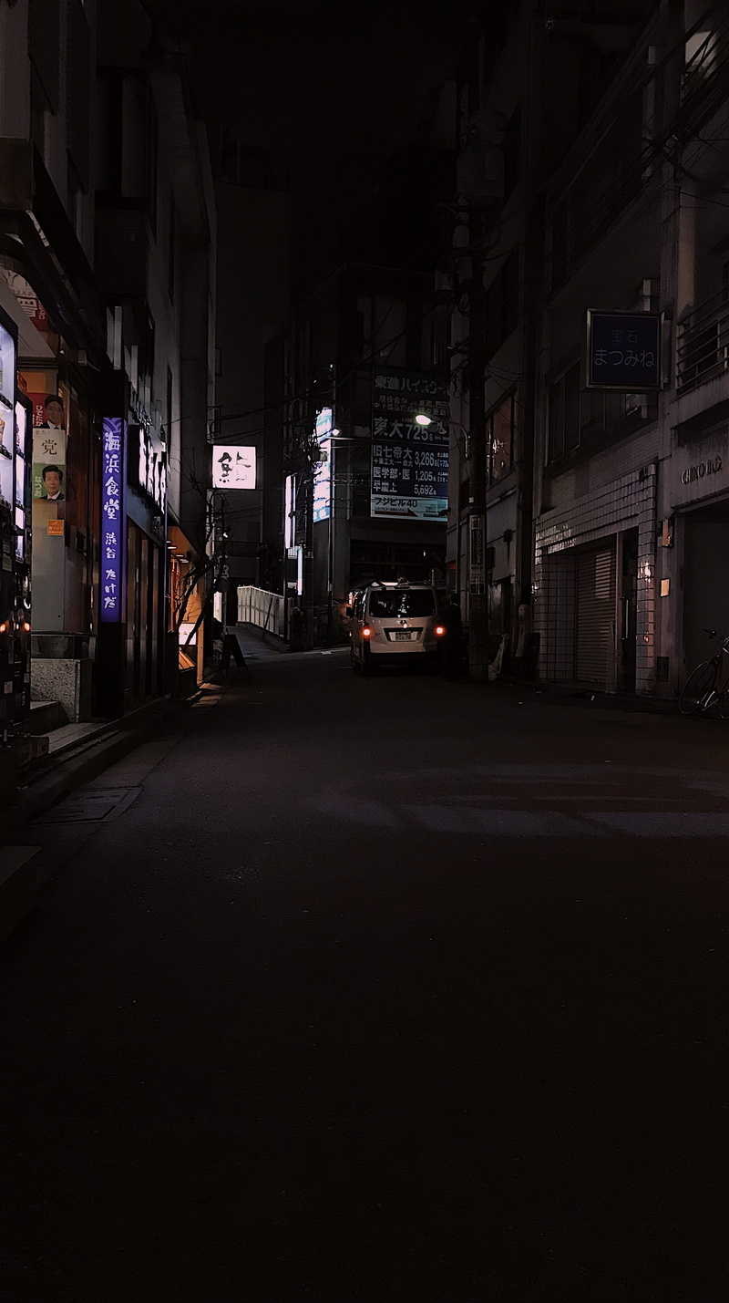 lighting, road, motor vehicle, the way forward, vehicle, alley, street, chair, asphalt, no people, japan, city life, transportation, land vehicle, car