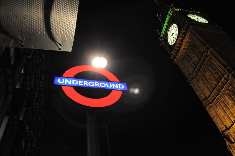 transport, sign, communication, 4K, illuminated, urban, dark, message, tube, architecture, london, built structure, information sign, exterior, lighting equipment