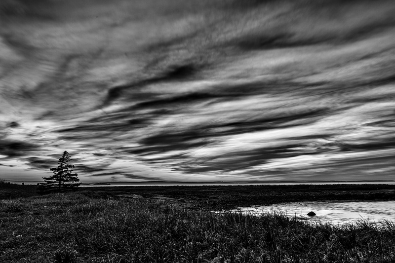 nature, beauty in nature, shelter, ground, tranquility, sky, house, no people, shack, weather, non-urban scene, rural, environment, field, tree, cabin