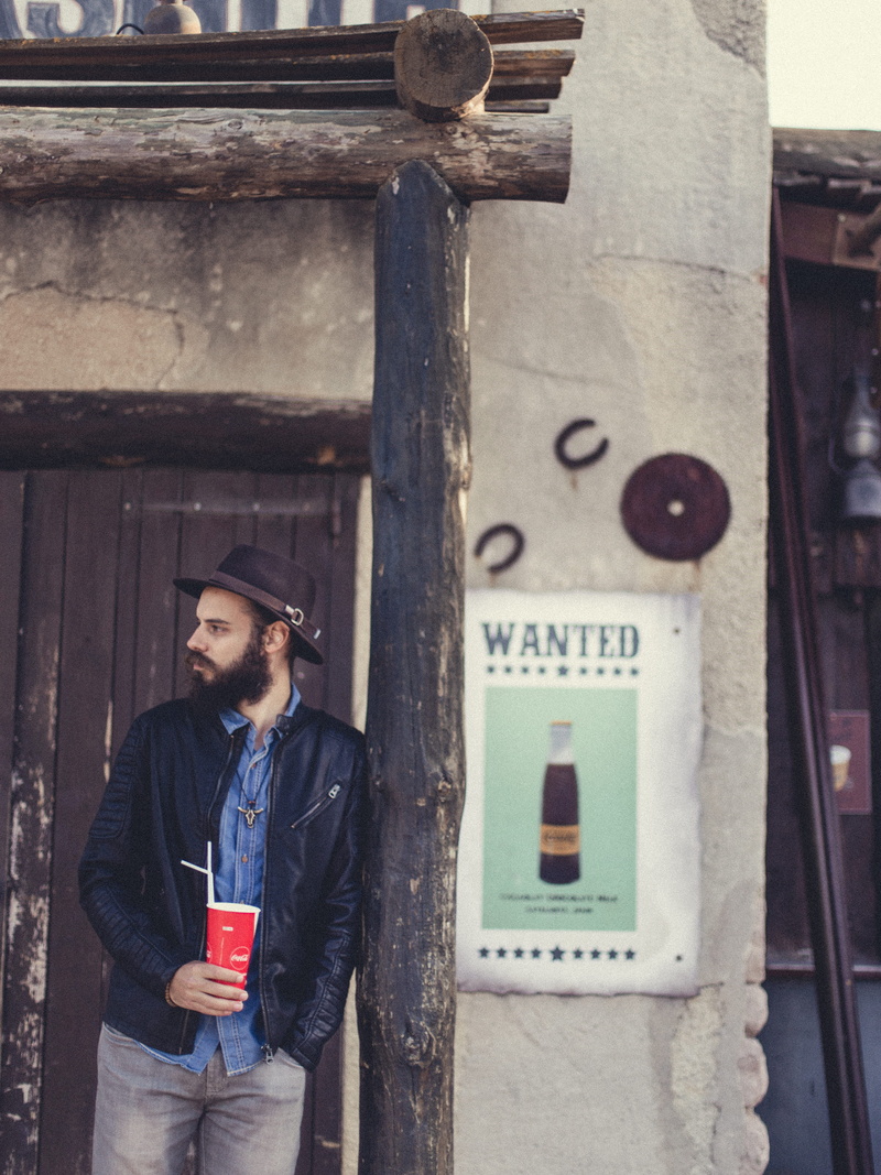 outdoors, 4K, lifestyles, leisure activity, child, day, technology, man, holding, drink, one person, communication, real people, beverage, wearing, fashion