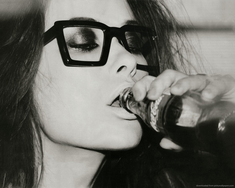 people, glasses, 720P, hd, art, monochrome, drinking, cocacola, women, Coca-Cola