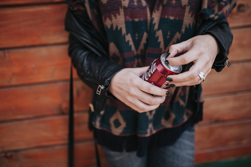 casual clothing, music, girl, holding, wooden, coca-cola, front view, people, fashion, beautiful, drinking, musician, musical equipment, midsection, 4K