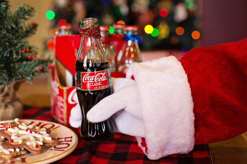 food and drink, celebration, plant, holiday - event, santa, decoration, refreshments, red, tree, coca, classic, 5K, treat, claus, christmas ornament, christmas decoration
