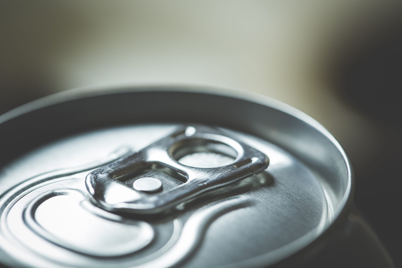 Close Up, white background, Soda Can, shiny, close, aluminum, refreshment, indoors, metal, food and drink, soda, can, studio shot, silver - metal, silver colored