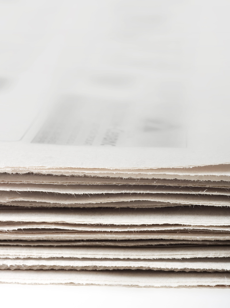 writing, still life, office, printed media, artsandentertain, close-up, paper, focusonforegroun, full frame, themedia, copy space, dailynewspaper, tabloid