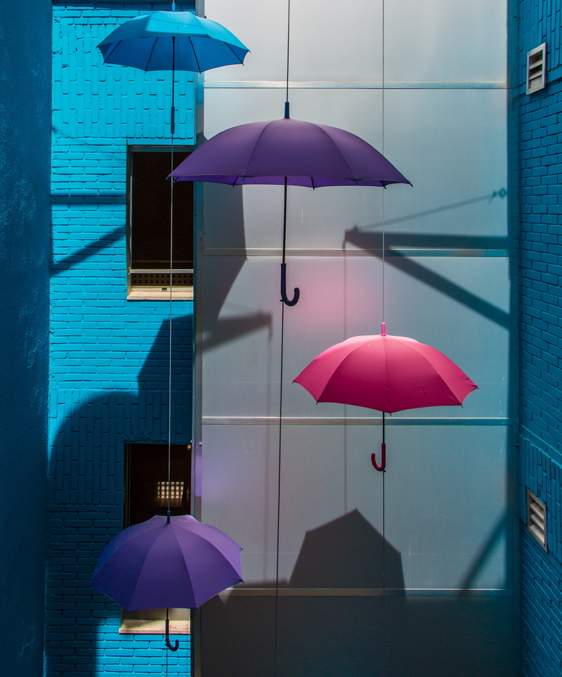 protection, blue, hanging, freedom, building, pink, building exterior, business, security, madrid, parasol, built structure, spain, pink color, architecture