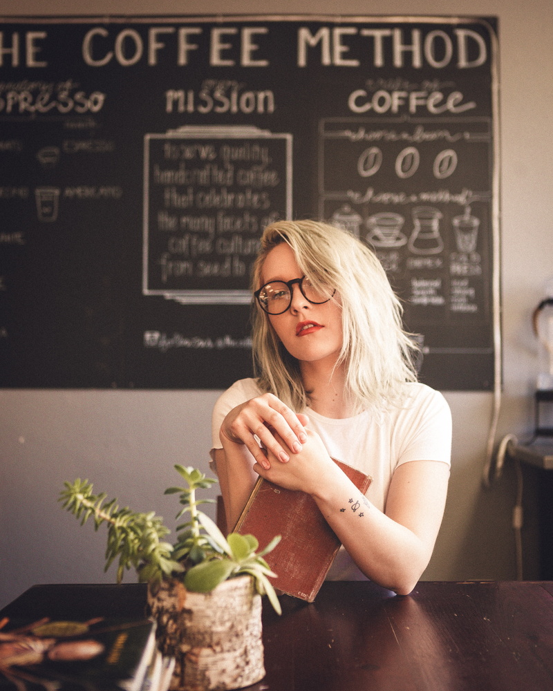 women with glasses, cafeteria, 4K, blonde, women, model