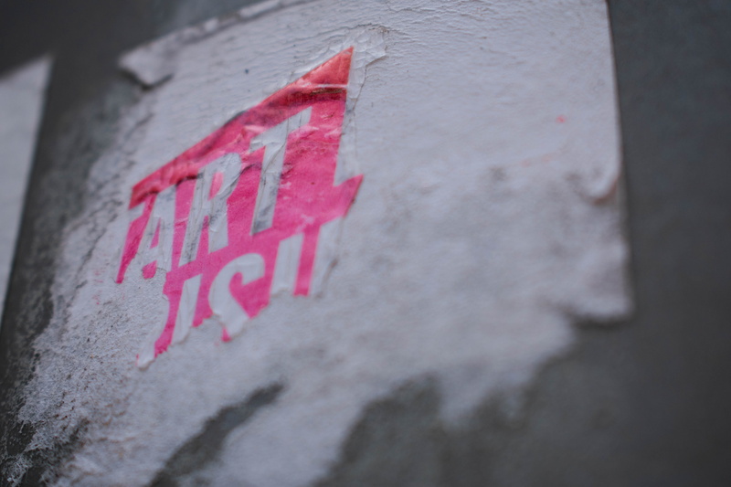 aggression, art, information sign, tired, day, background, city, photography, sign, worn, outdoors, hd background, message, red, poster, selective focus