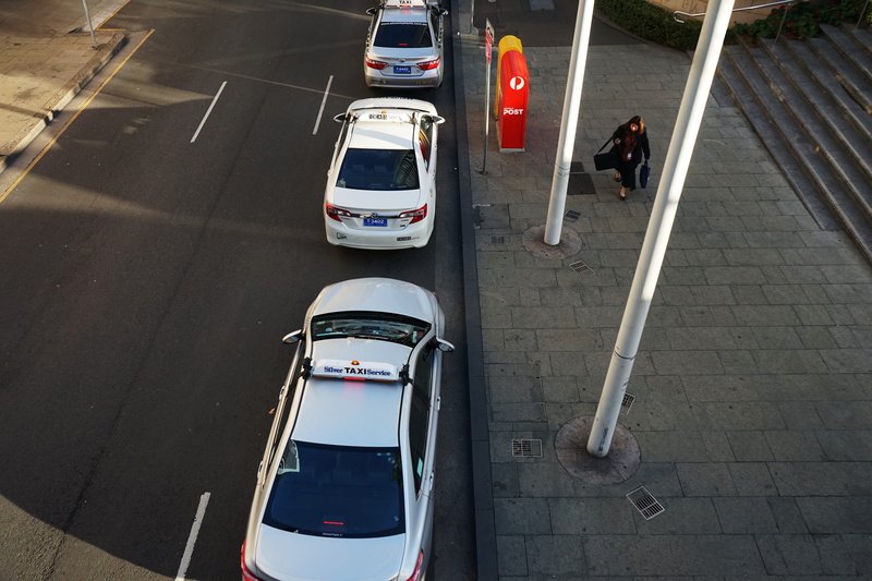 5K, commuter, road, sydney, real people, outdoors, mode of transportation, taxi rank, fare, car, group of people, taxi, high angle view, transport, road marking