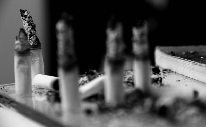 t, hurt, Artistic, single, Cigarette, Black and White, no people, smoking, Ashes, Smoke, wood - material, table, selective focus, cigarette butt, smoking issues