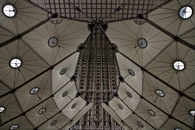 puteaux, directly below, monument, lighting equipment, architecture, grande arche, travel destinations, shape, france, 2K, sails, decoration, design, hanging