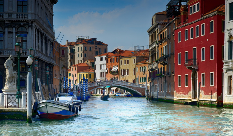 water, house, tourist, italian Culture, nautical Vessel, built Structure, gondolier, building, bridge - man made structure, tourism, old, cityscape, sky