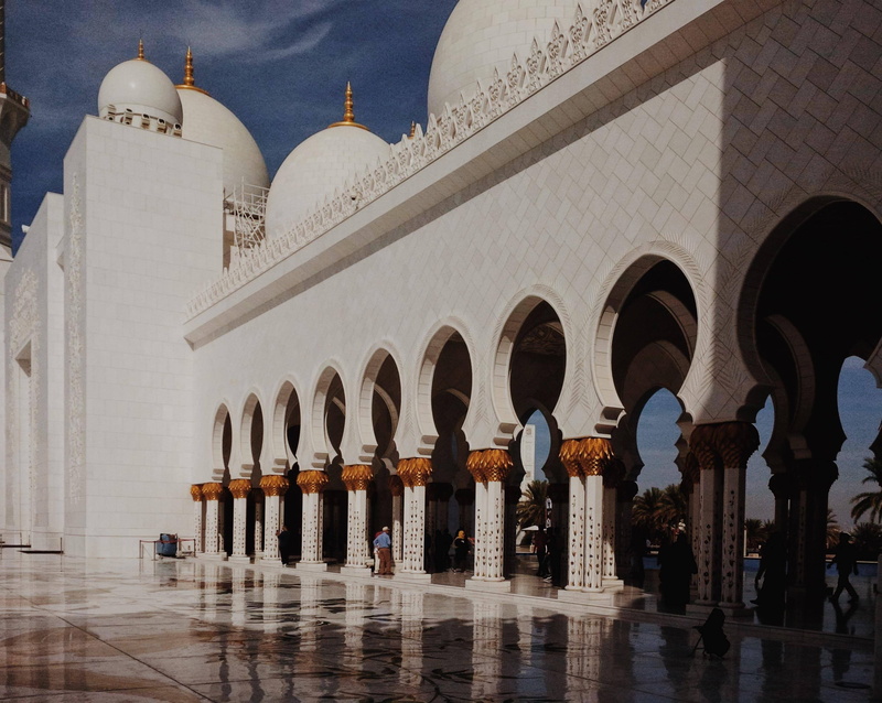 travel, landmark, temple, monument, day, tourism, nature, worship, travel destinations, place of worship, history, mosque, building exterior, arches, daylight