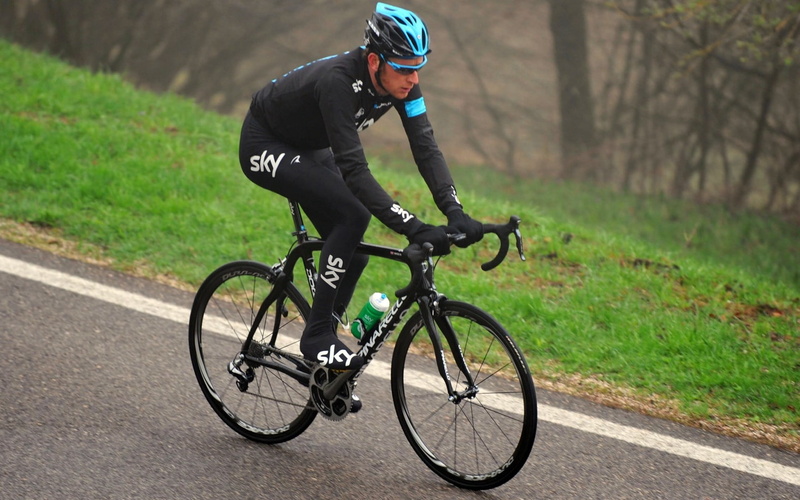 cyclist, one Person, activity, bicycle, competition, sports Helmet, roadbike, mountain, street, men, healthy Lifestyle, sports Training, relaxation Exercise