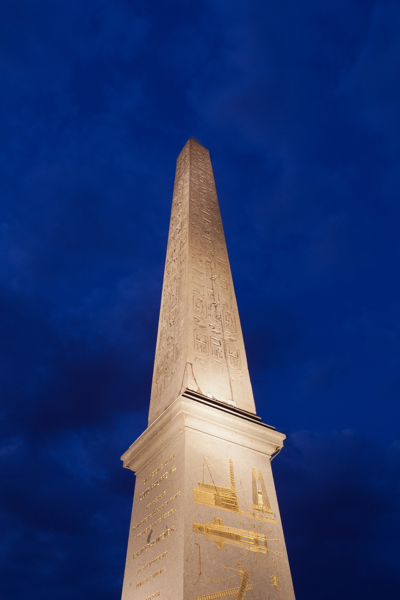 memorial, no people, sky, tall - high, concord, travel, obelisk, place, built structure, history, monument, clock, low angle view, building, travel destinations