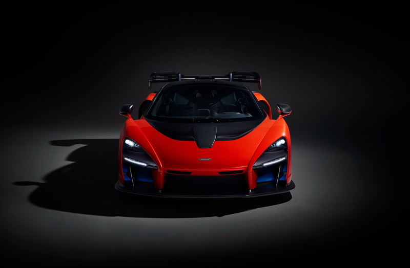 tire, 4K, Hypercar, indoors, racecar, competition, land vehicle, professional sport, auto racing, motorsport, sports race, competitive sport, car, black background
