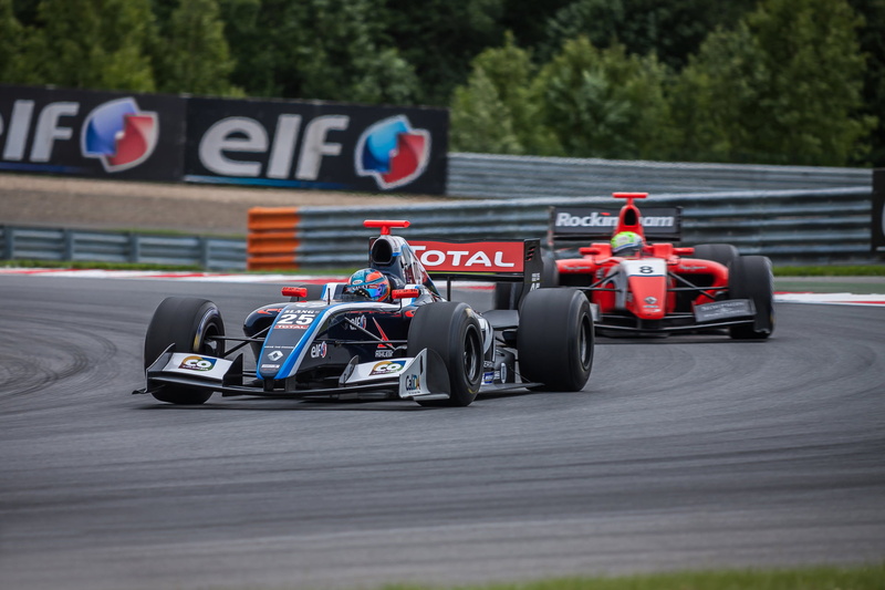 competition, mode of transportation, curve, spain, drive, two, transportation, f1, action, sports Team, trophy, formula One Racing, formula 1, black, engine