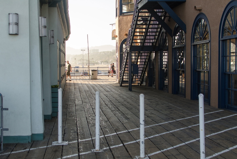 santa monica, building exterior, 4K, arch, empty, nature, beach, railing, residential district, stairs, ocean, entrance, street, house, architectural column