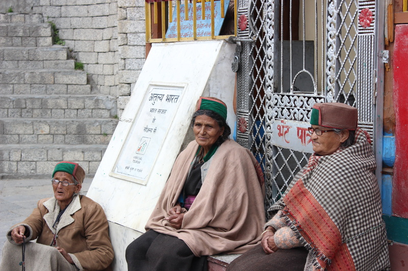 winter, nun, real people, architecture, kinneri, religious, varat, people, mature adult, mature men, devoted, group of people, males, adult, buddhist himalya