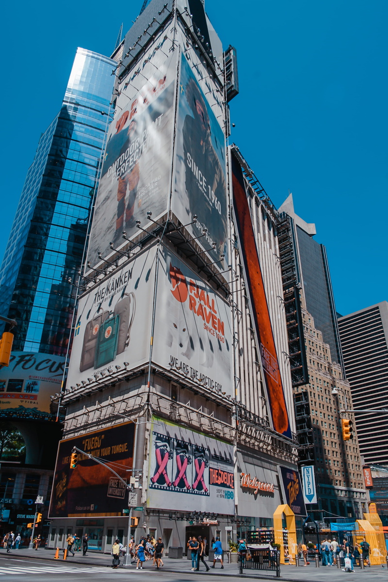 urban, advertisement, city, communication, billboard, 2K, concrete, architecture, housing, united states, stage, sky, downtown, skyscraper, street, theater district
