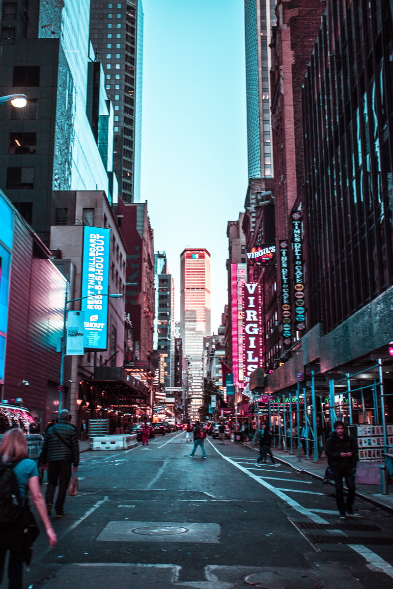 city life, sky, mood, nyc, real people, tower, built structure, canon, modern, diminishing perspective, united states, new york, sign, architecture, skyscraper