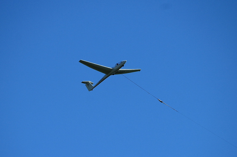 nature, glider pilot, low angle view, 2K, copy space, flying, on the move, Winch, aerospace industry, mid-air, no people, Aircraft, mode of transportation