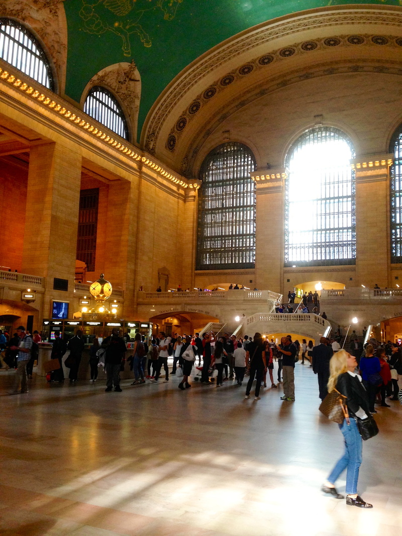 urban, landmark, flooring, travel destinations, adult, travel, men, transit, ceiling, train, lifestyles, group of people, york, real people, manhattan
