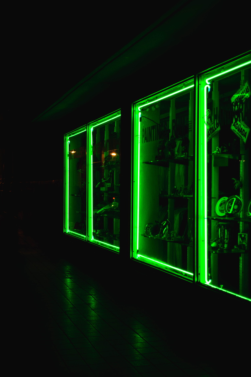 bright colors, light - natural phenomenon, connection, fashion, night lights, city, technology, glass - material, neon, ponce, glowing, number, 5K, illuminated